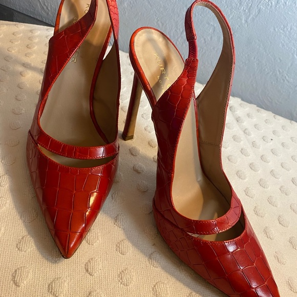 KURT GEIGER Red Croc Embossed Sling Back Heel - Picture 4 of 16